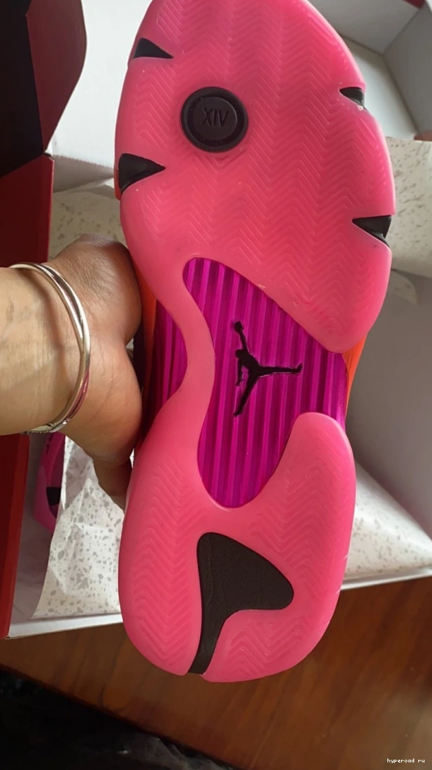 DH4121-600 (W) Pink 14 Jordan Shocking Low Retro 0527